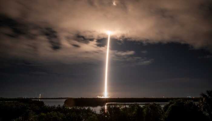 SpaceX     23  Starlink